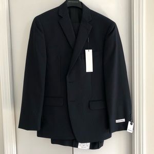 Calvin Klein full suit new with tags 38S 32 pant